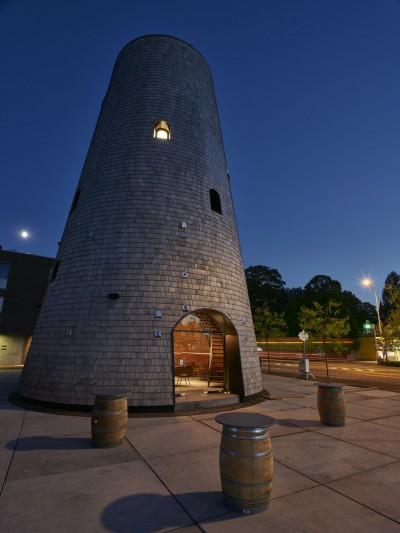 1765 molen brasschaat, molen mariaburg, molen zonder wieken, restaurant verlichting, anthony bellens, taperia 1765, katerheide molen