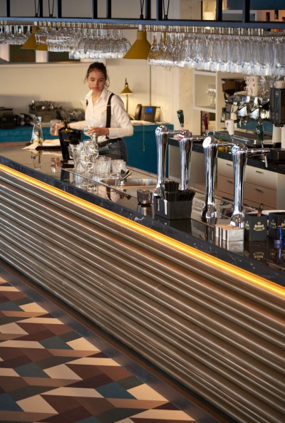 Moio Moio cadzand, strandpaveljoen moio, eten en drinken cadzand, lichtadvies cadzand, lichtadvies knokke, lichtaadvies zeeland